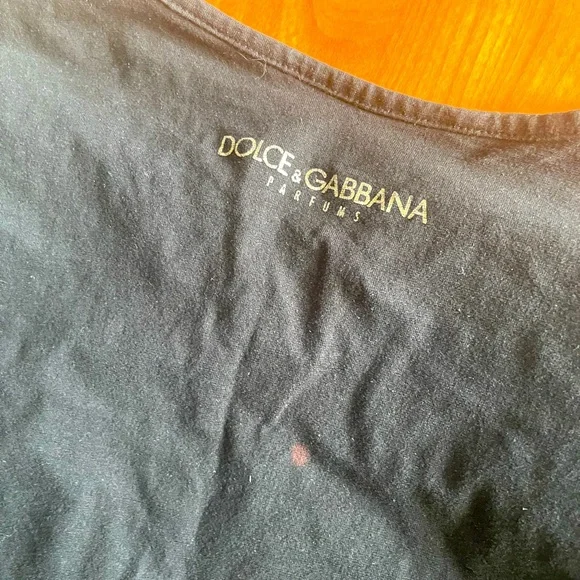 Dolce & Gabbana Black Tee with Gold Text - Picture 4 of 6
